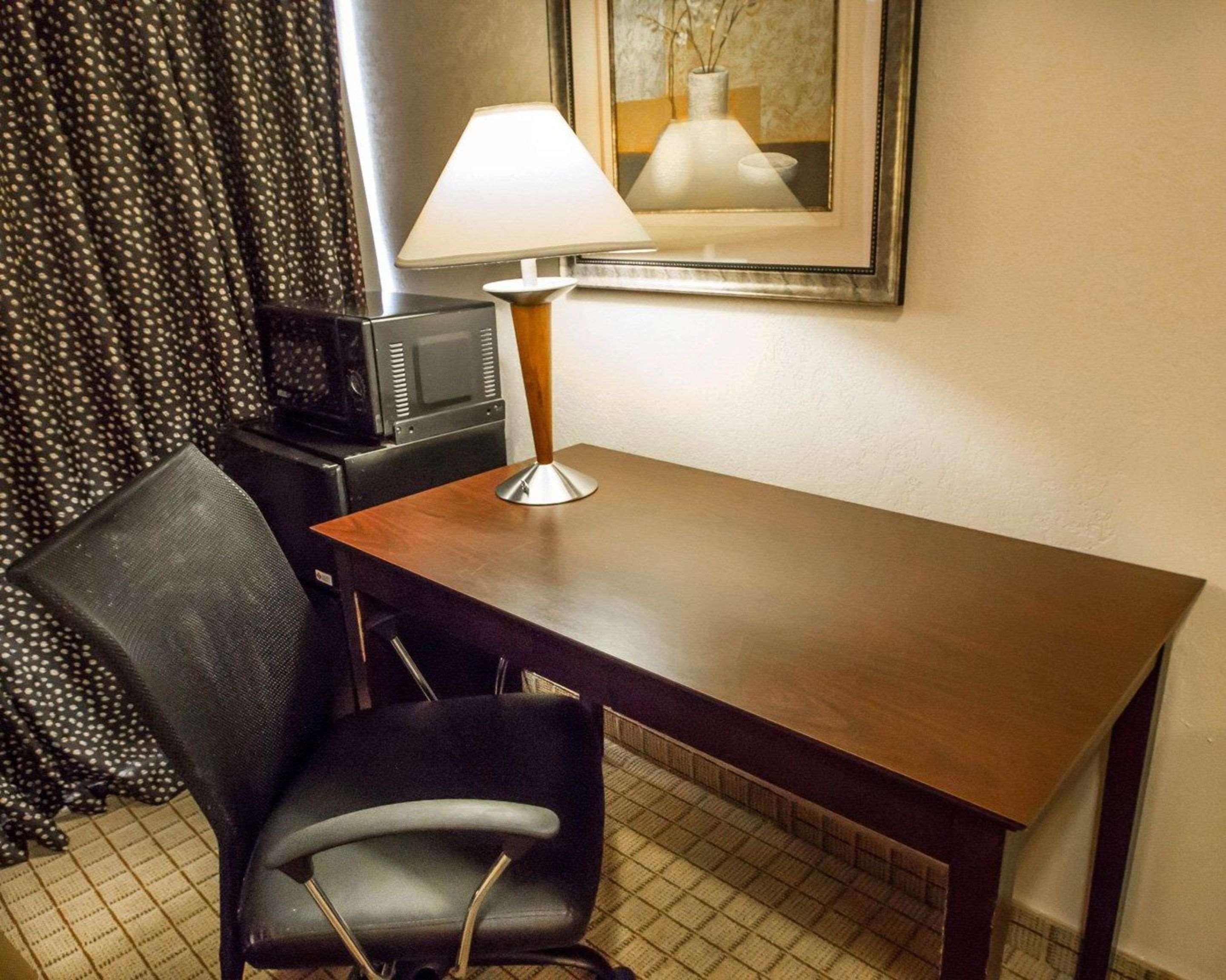 Econo Lodge Inn & Suites Old Saybrook - Westbrook Extérieur photo