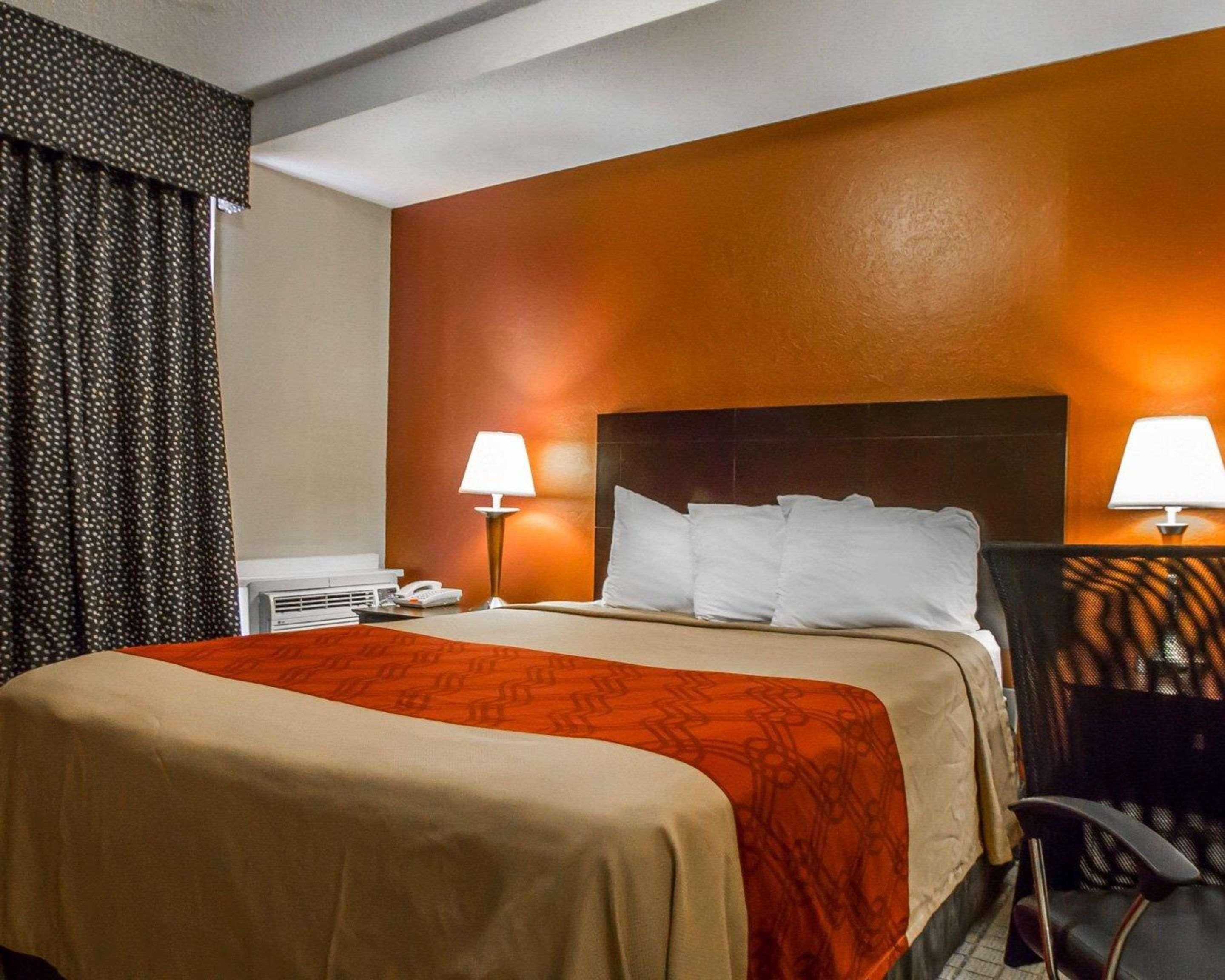 Econo Lodge Inn & Suites Old Saybrook - Westbrook Extérieur photo