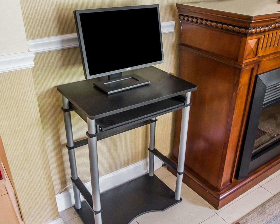 Econo Lodge Inn & Suites Old Saybrook - Westbrook Extérieur photo