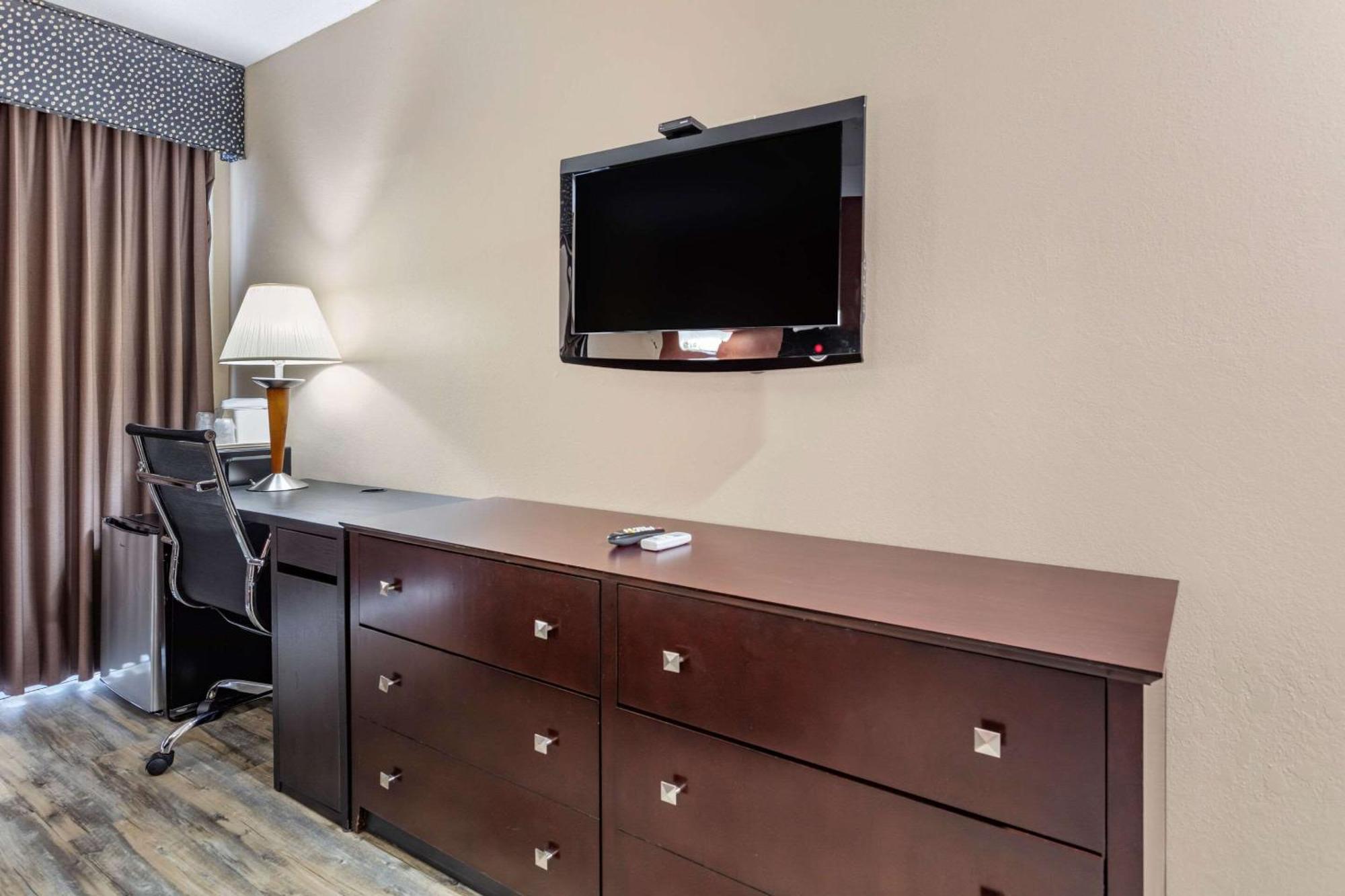 Econo Lodge Inn & Suites Old Saybrook - Westbrook Extérieur photo